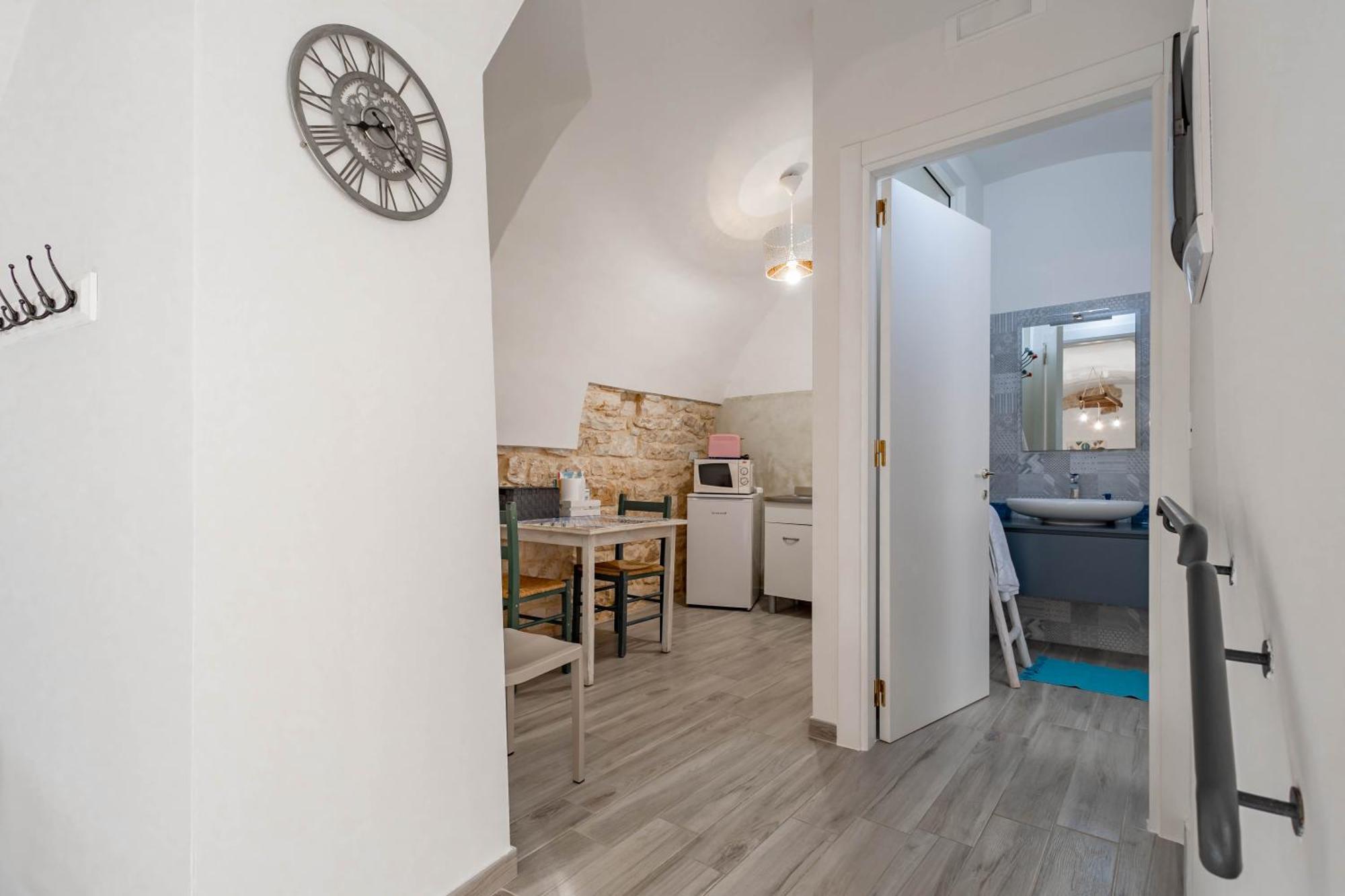 Antiche Mura Apartments"Nido Di Puglia" Monovano Turi Exteriör bild